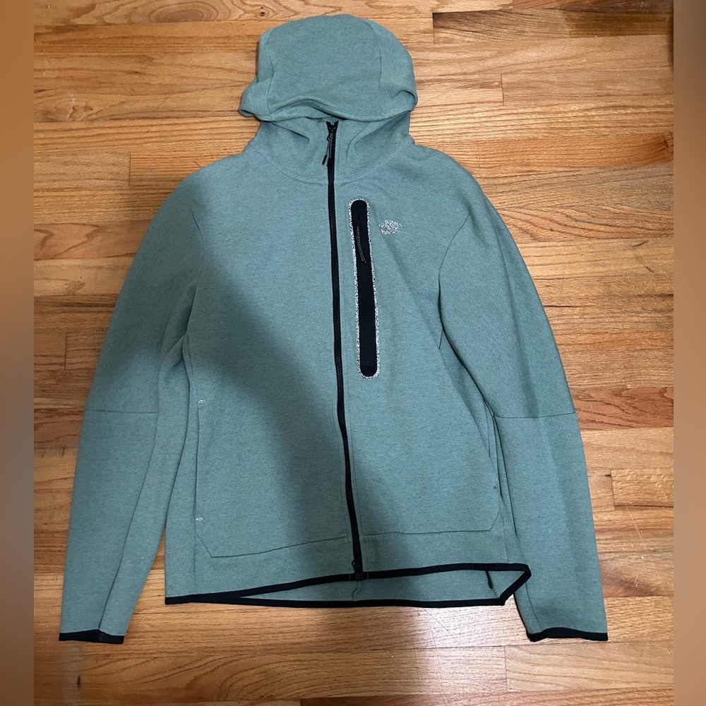 Nike Tech Hoodie